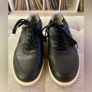 Tread by Everlane Men’s Size 7 Black Leather Court Sneakers